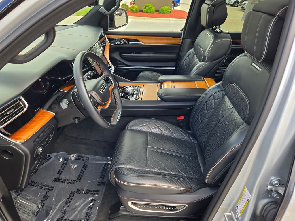 2024 Jeep Grand Wagoneer L Series III - Photo 36