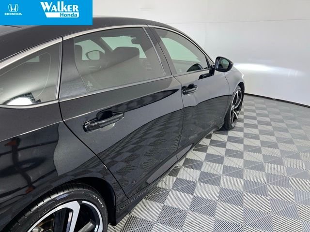Certified Used 2022 Black Honda Sport 2.0T image 10