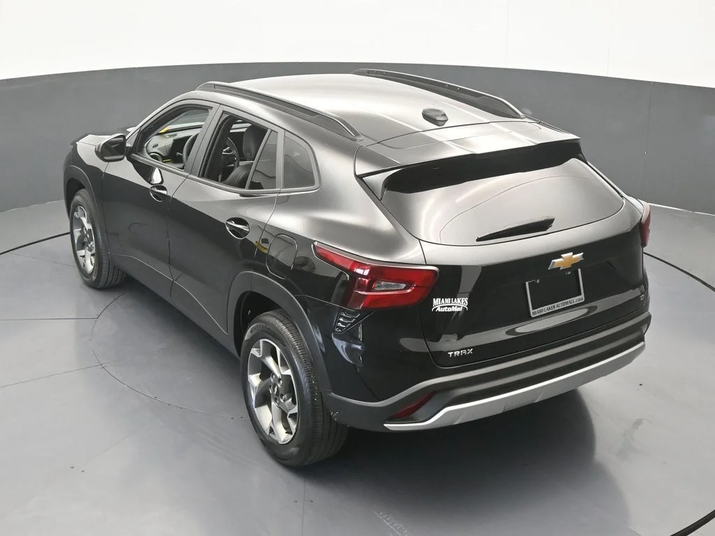 Used 2025 Mosaic Black Metallic Chevrolet LT image 45