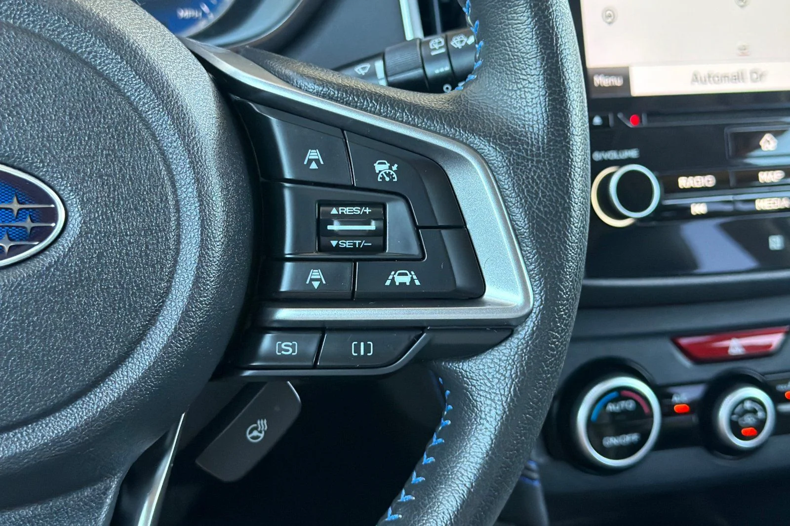 Used 2019 White Subaru Hybrid image 31
