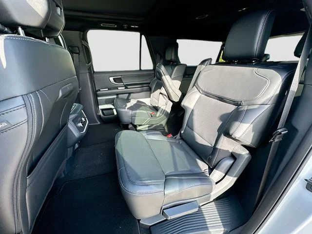New 2026 Silver Metallic Ford Platinum image 16