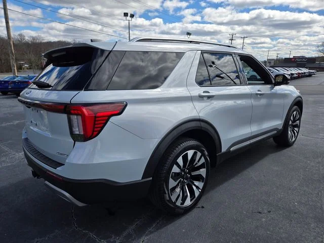 Used 2025 White Ford Platinum image 8