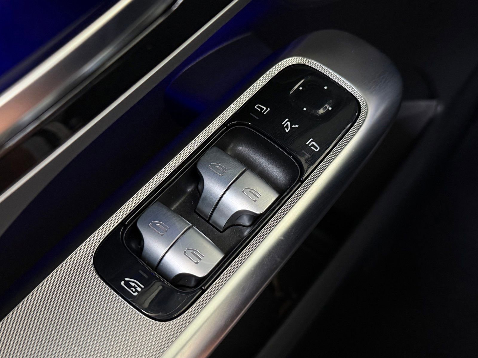 New 2026 MANUFAKTUR Alpine Grey Mercedes-Benz AMG® GLC 43 4MATIC® Coupe image 48