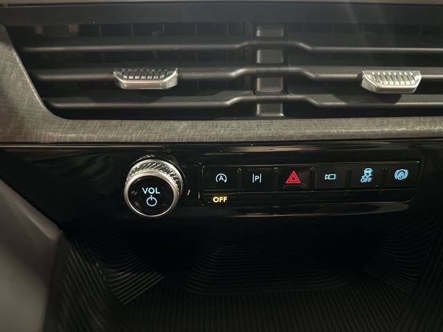 New 2026 Agate Black Metallic Ford Platinum™ image 34