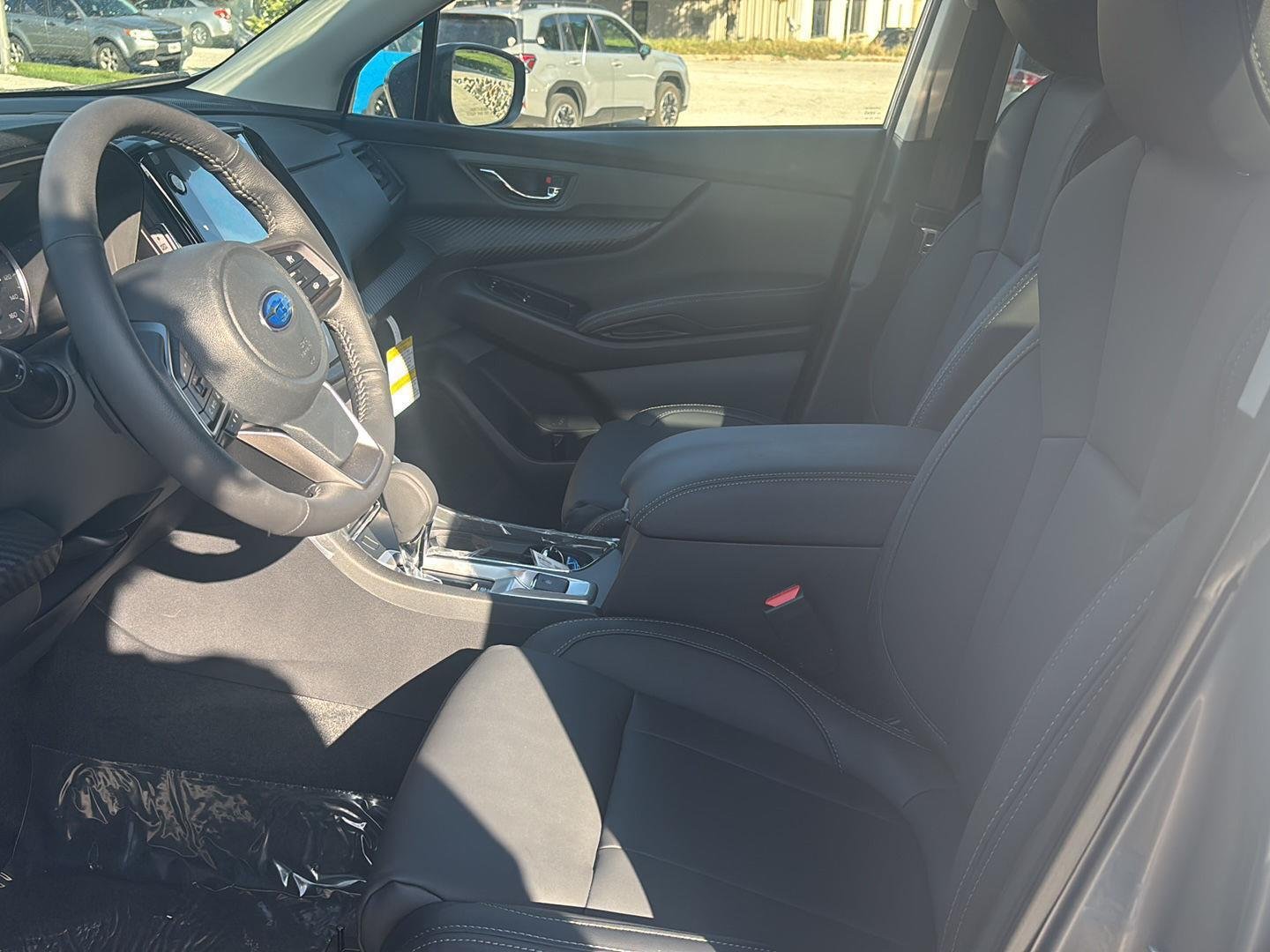 New 2027 ICE SILVER METALLIC Subaru Premium image 13
