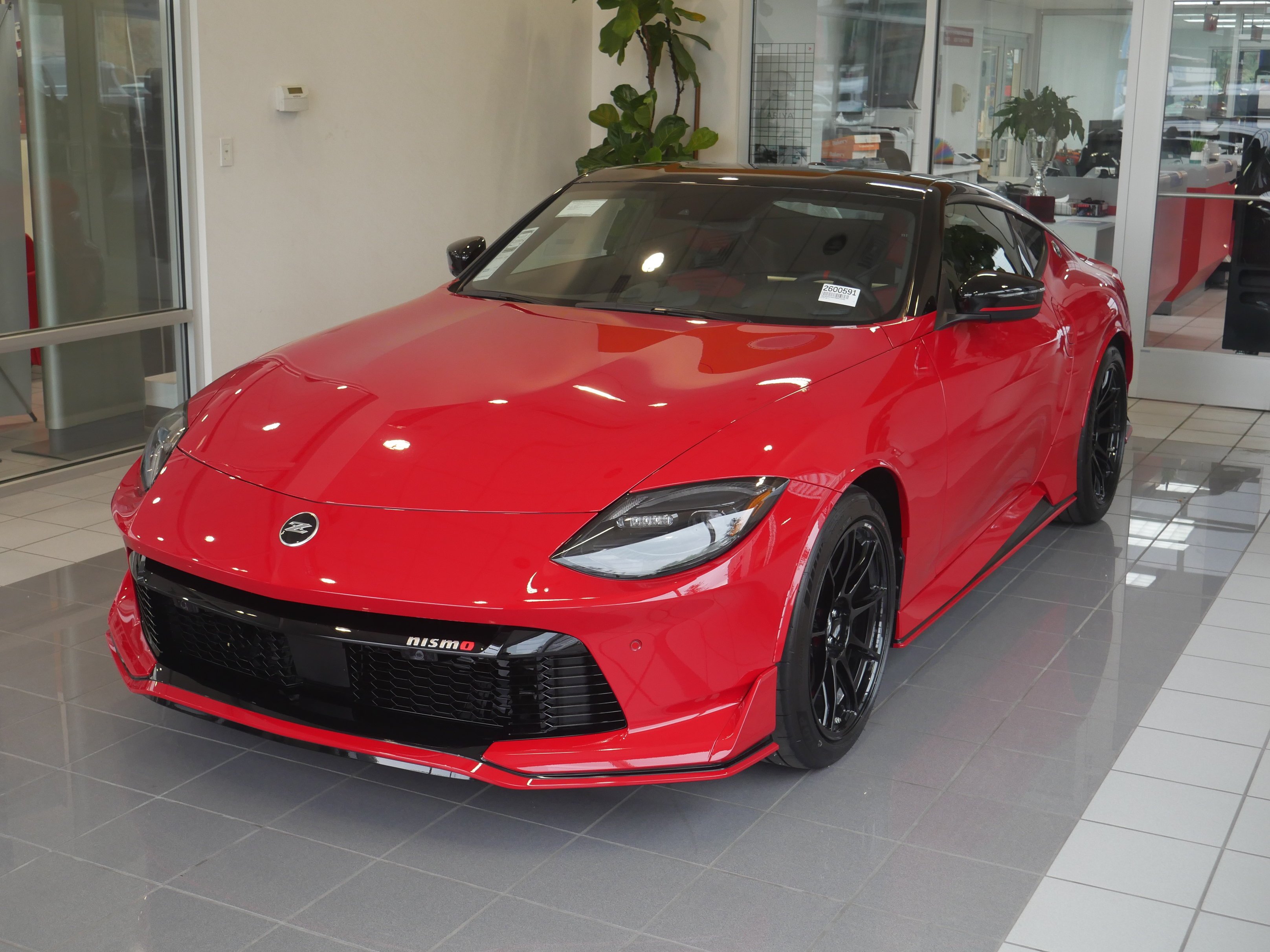 New 2027 Solid Red / Super Black Two-tone Nissan NISMO® image 2