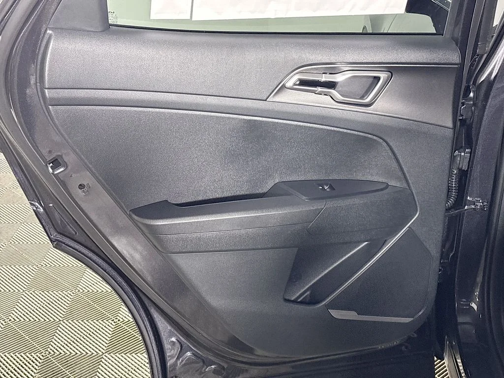 New 2026 Panthera Metal Kia LX image 18