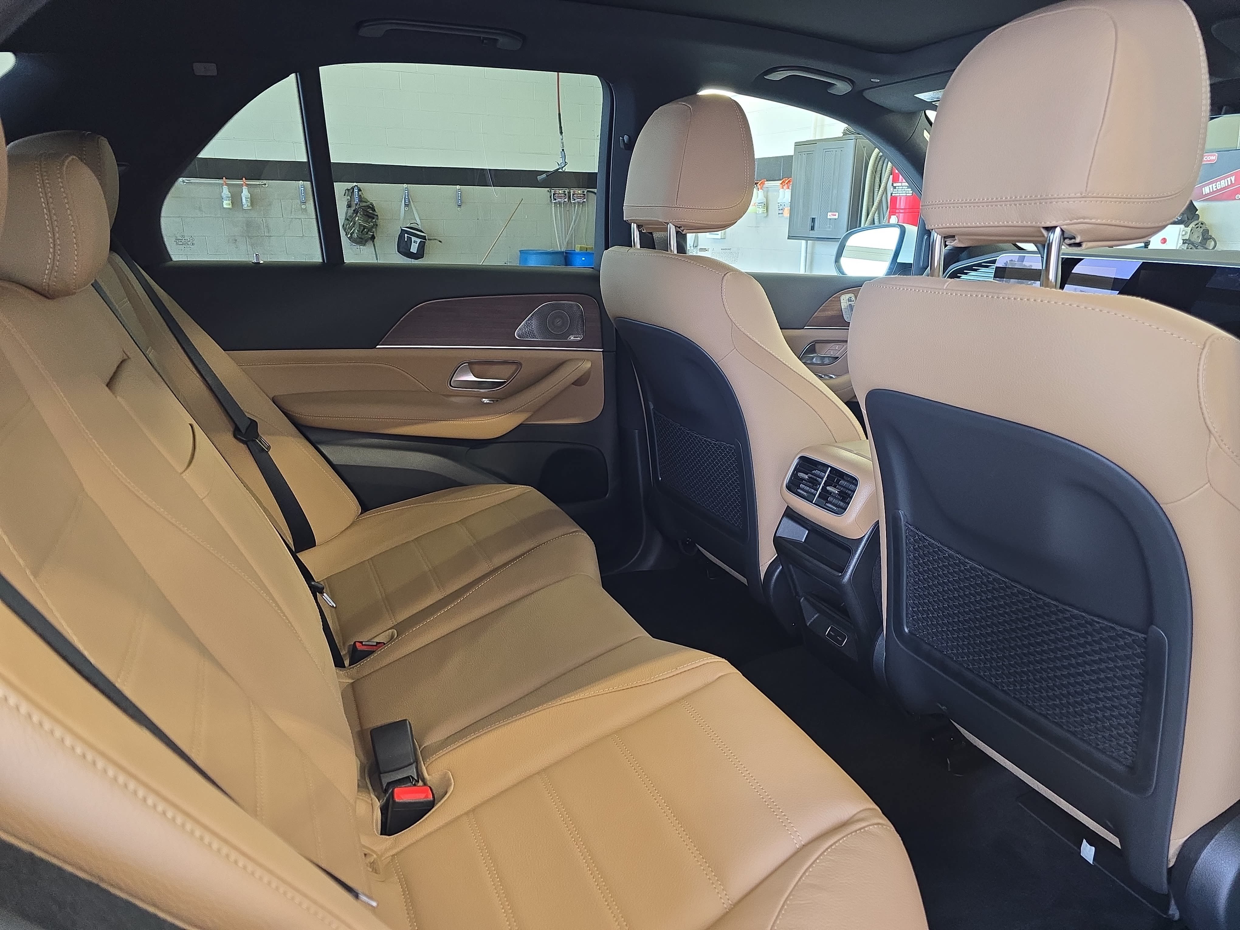 New 2026 Polar White Mercedes-Benz GLE350 image 11