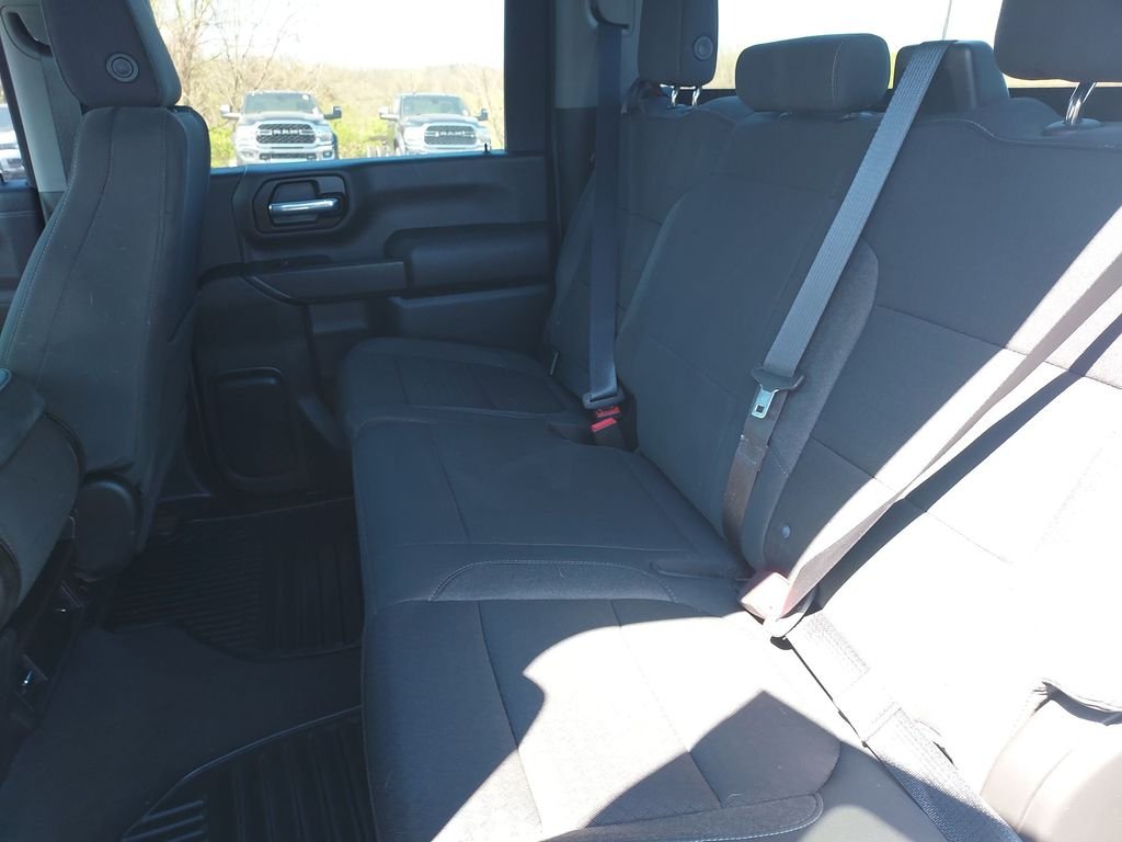 Used 2021 White Chevrolet LT image 27