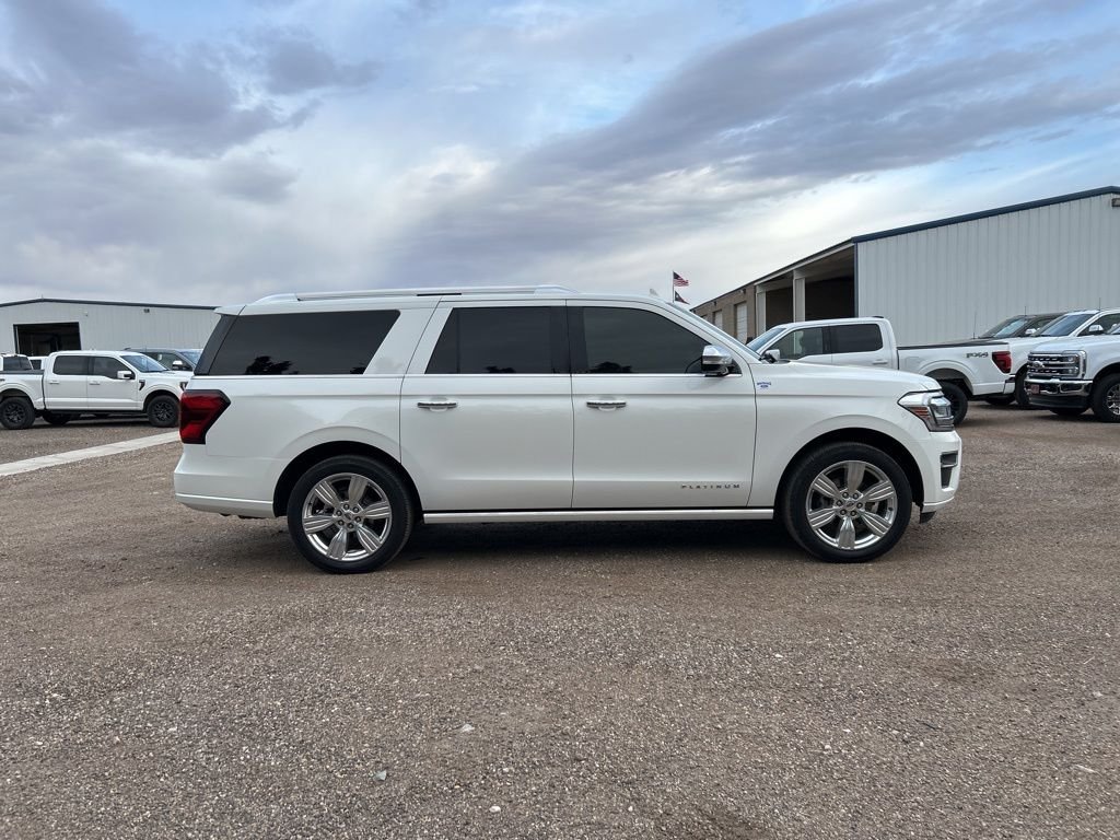 Used 2022 White Metallic Ford Platinum image 7