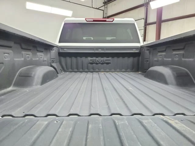 Used 2025 Summit White GMC SLT image 47