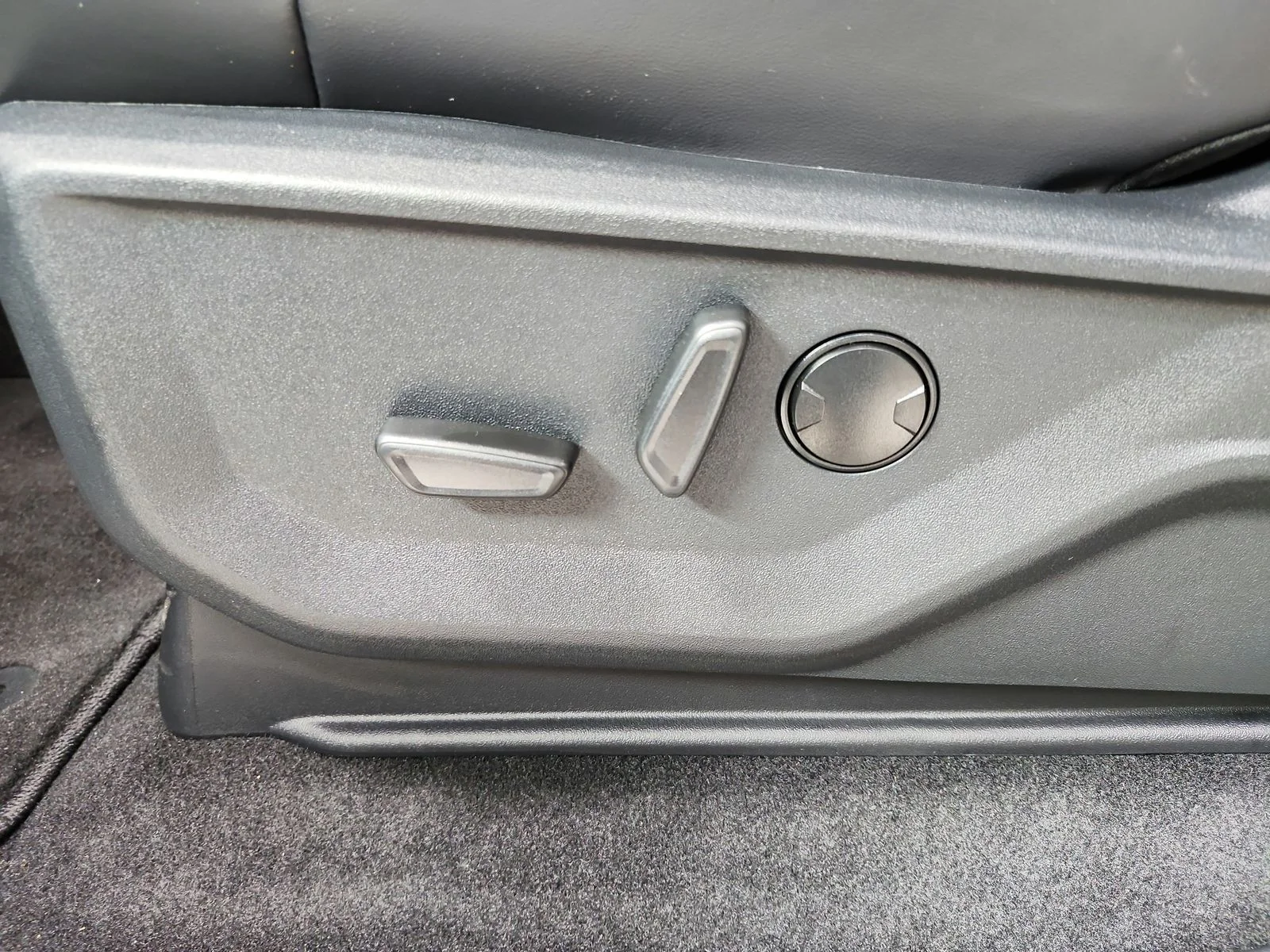 New 2026 Gray Ford Tremor image 20