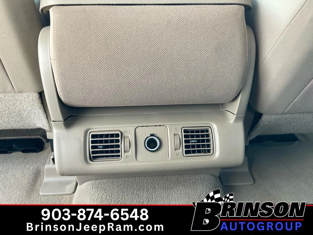 Used 2010 Super White Toyota Grade 5.7L V8 (A6) image 18