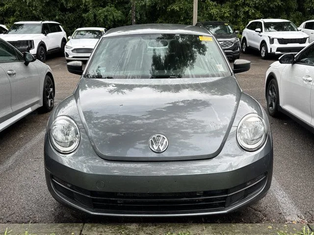 Used 2016 Silver Volkswagen 1.8T Classic image 2