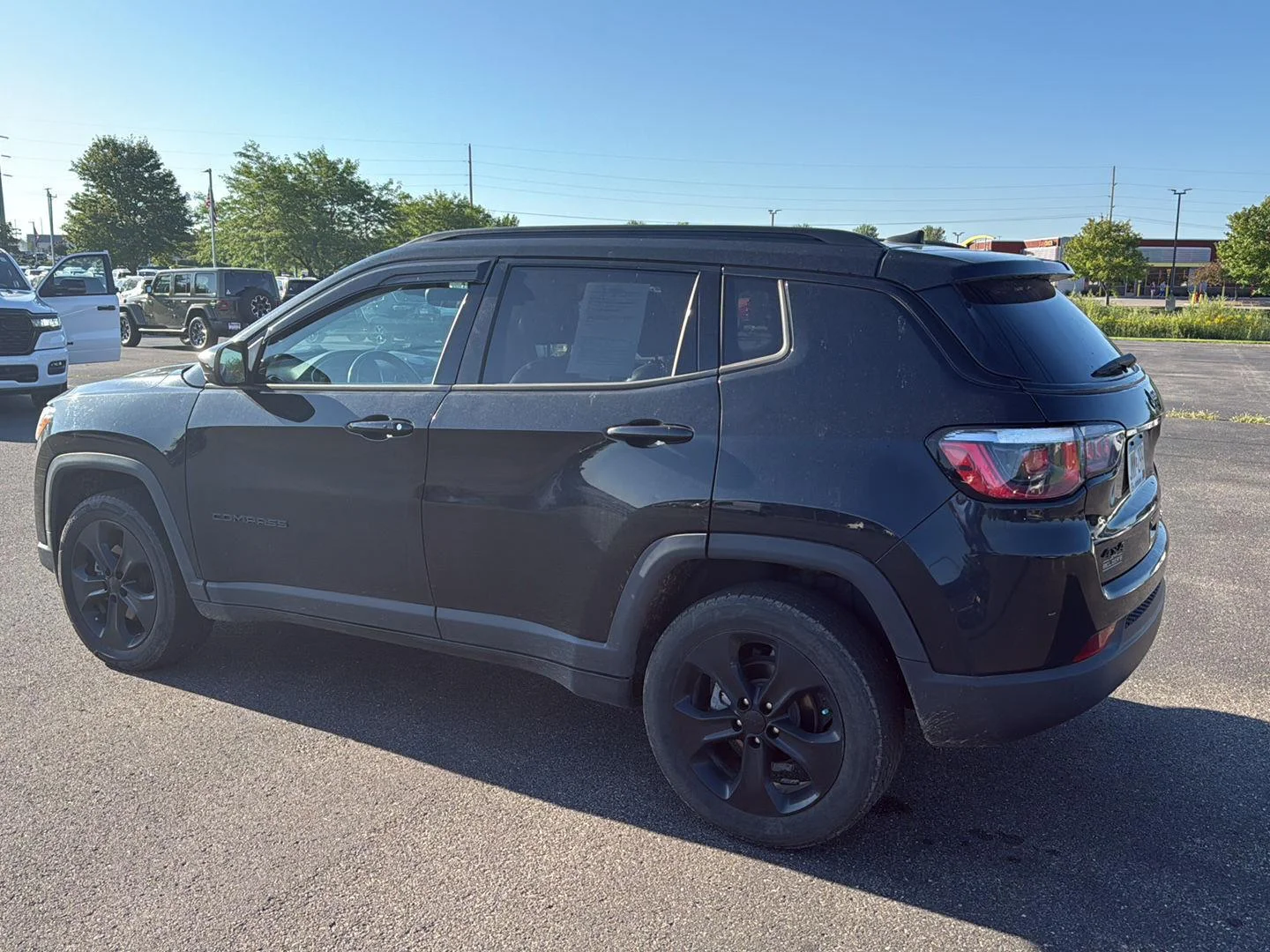 Used 2020 Jeep Compass Altitude with VIN 3C4NJDBB9LT165688 for sale in Waconia, MN