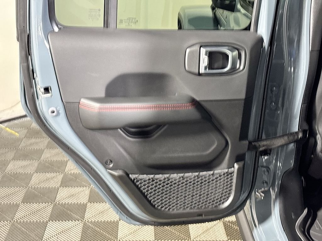 New 2026 Anvil Clear-Coat Exterior Paint Jeep  image 18