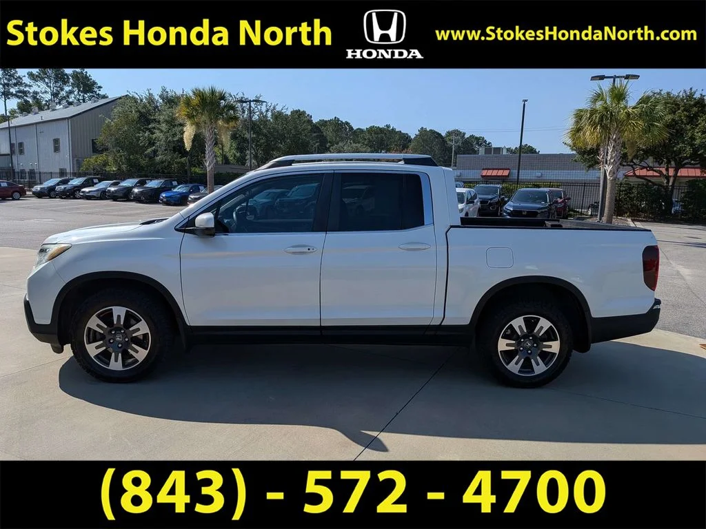 Used 2017  Honda RTL image 9