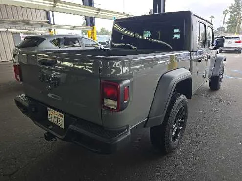 Used 2023 Sting-Gray Clearcoat Jeep Sport S image 4