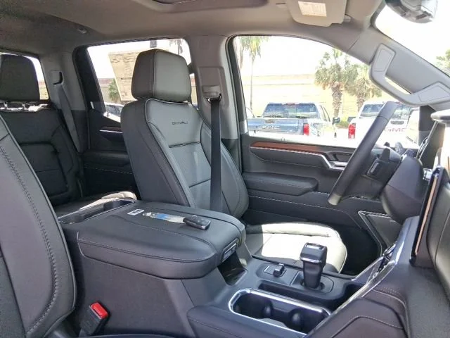 2026 GMC Sierra 1500 Denali - Photo 17