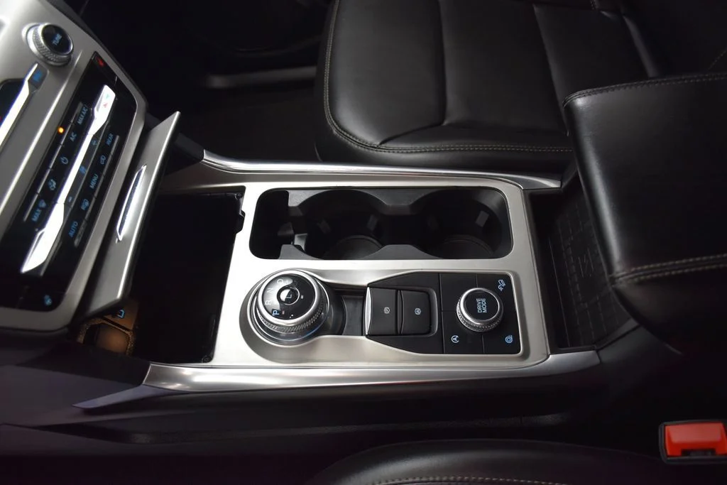 Used 2024 Silver Ford XLT image 14