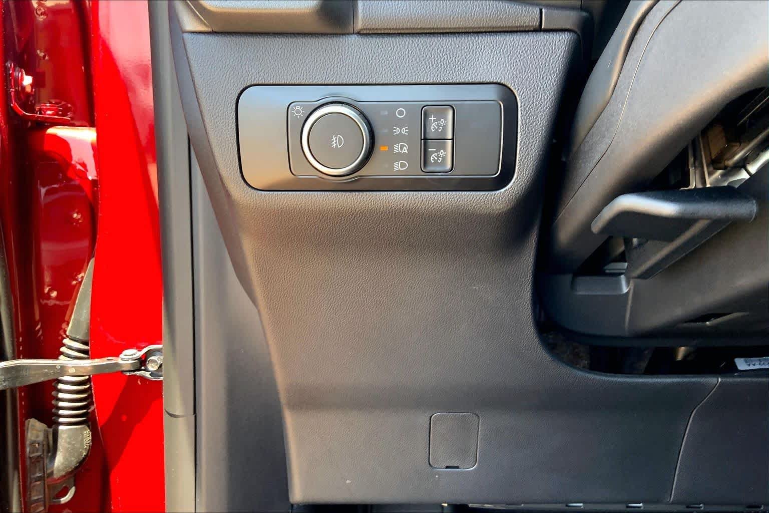 New 2026 Ruby Red Metallic Tinted Clearcoat Ford Outer Banks® image 20