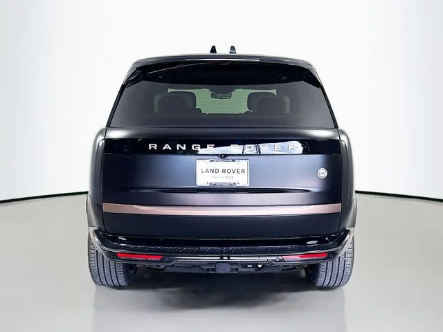New 2026 Obsidian Black Satin Land Rover SV Signature Suite image 6