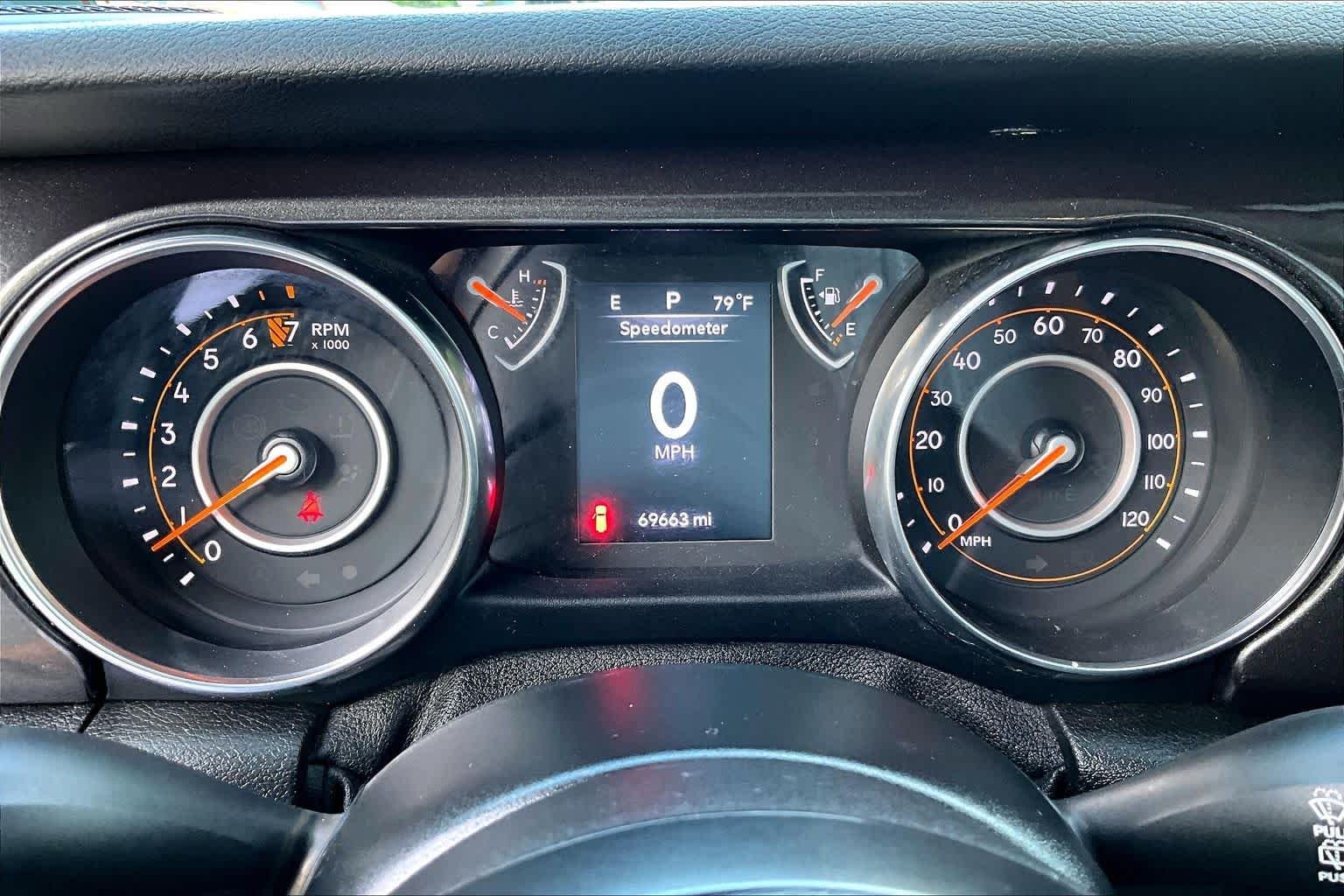Used 2019 Bright White Clearcoat Jeep Sport Altitude image 24