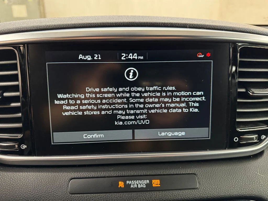 Used 2021 Red Kia S image 18