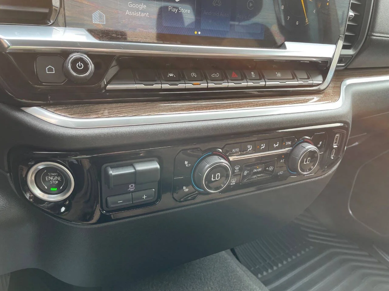 2022 Chevrolet Silverado 1500 LT - Photo 20