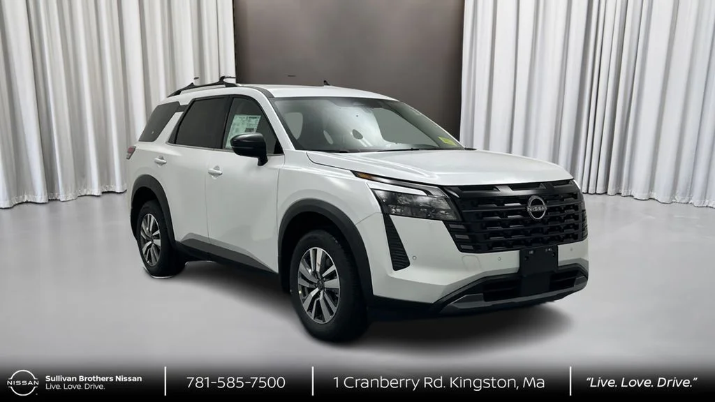 New 2026 White Nissan SL image 3