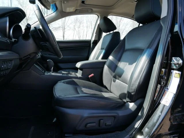 Used 2017 Black Subaru 2.5i image 16