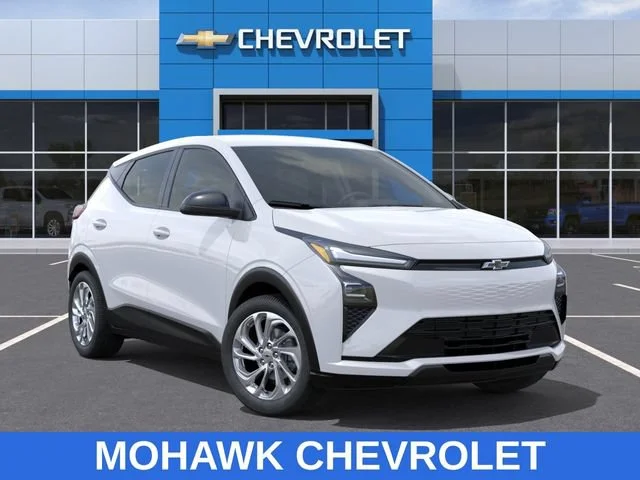 New 2027 Summit White Chevrolet LT image 7