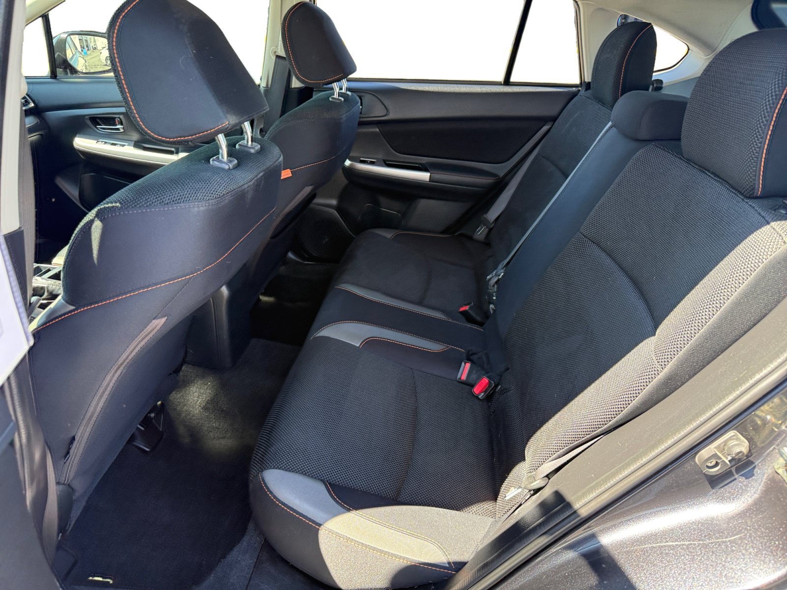Used 2017 Dark Gray Metallic SUBARU 2.0i Premium image 16