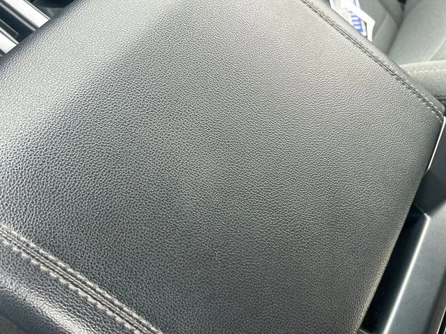 Used 2024 Blue Ford XLT image 25