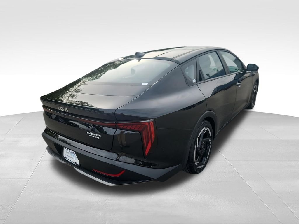 Used 2025 Black Kia EX image 8