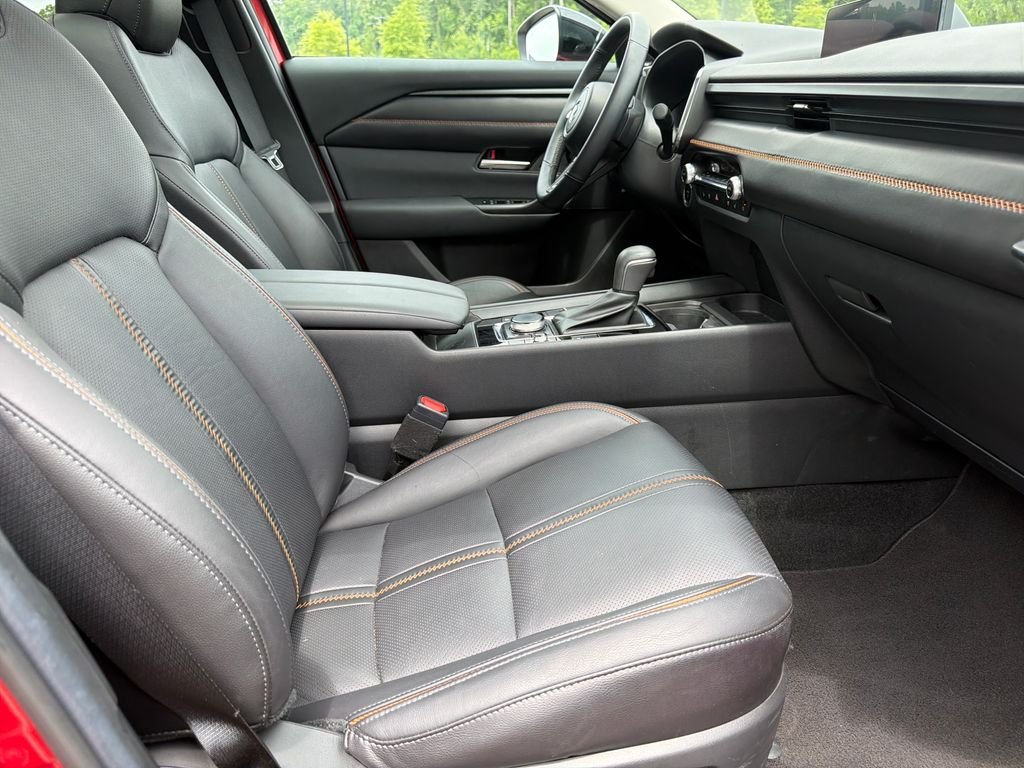 Used 2025 Soul Red Crystal Metallic Mazda Premium Plus image 39
