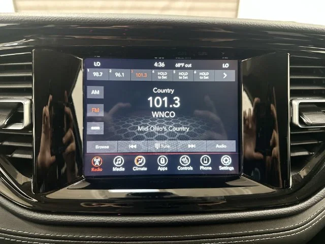 Used 2021 Red Dodge SXT Plus image 20