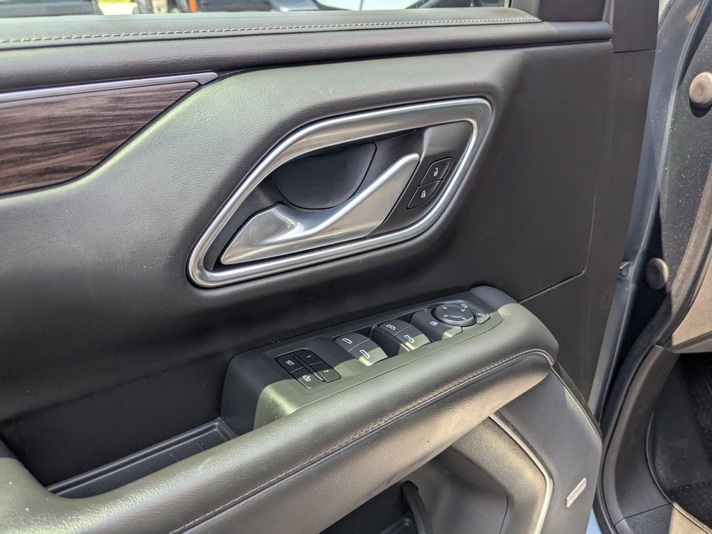 Used 2021 Shadow Gray Metallic Chevrolet Z71 image 12