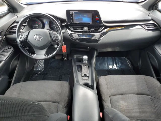Used 2018 Blue Toyota XLE image 17