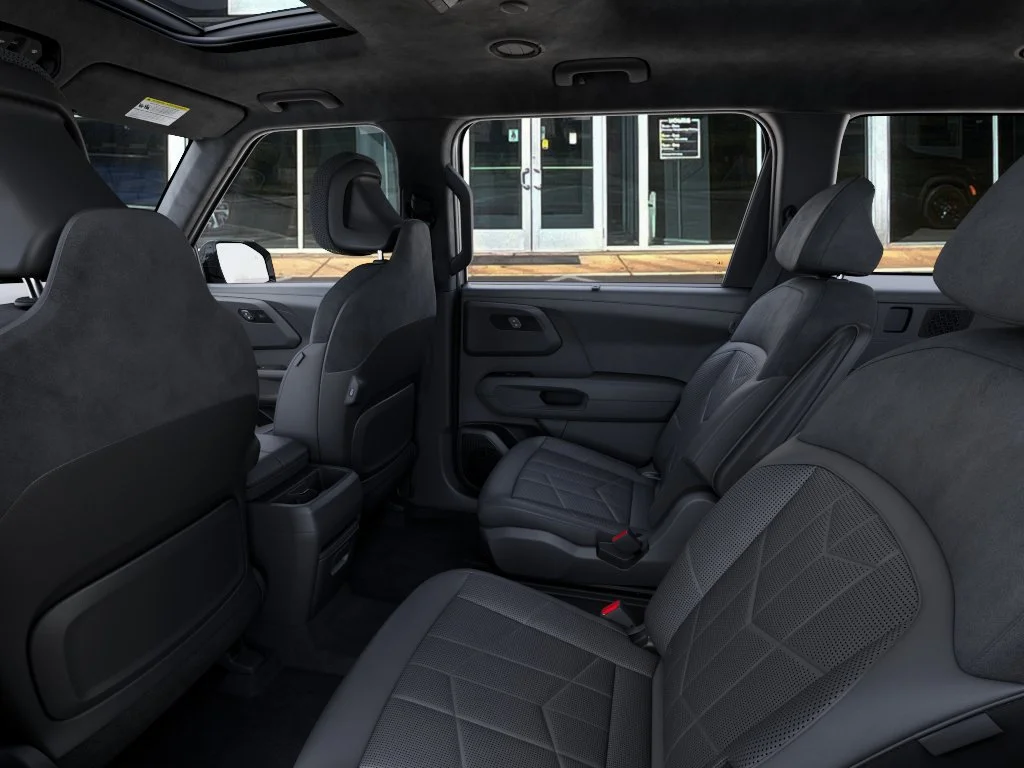 New 2027 Wolf Gray Kia X-Line SX Prestige image 18