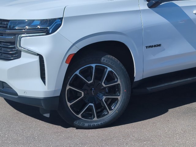 2022 Chevrolet Tahoe RST - Photo 2