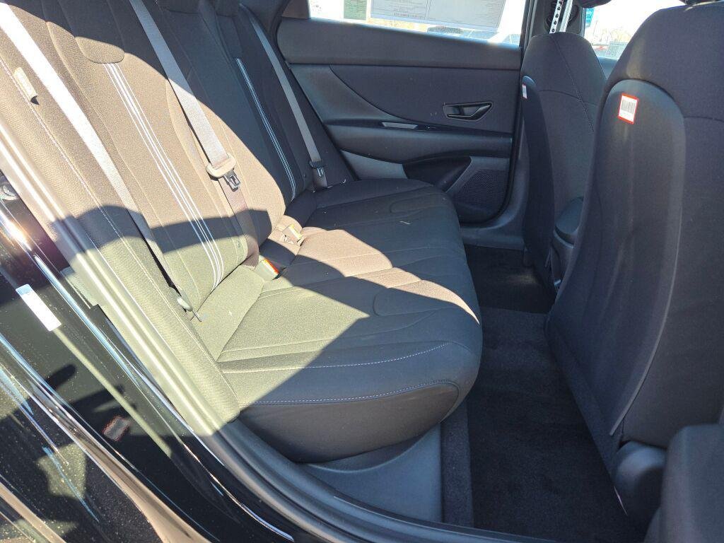 New 2026 Black Hyundai SEL Sport image 10