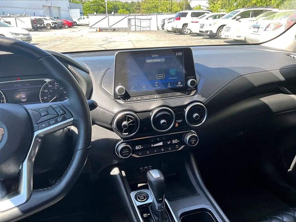 Used 2023 White Nissan SV image 17