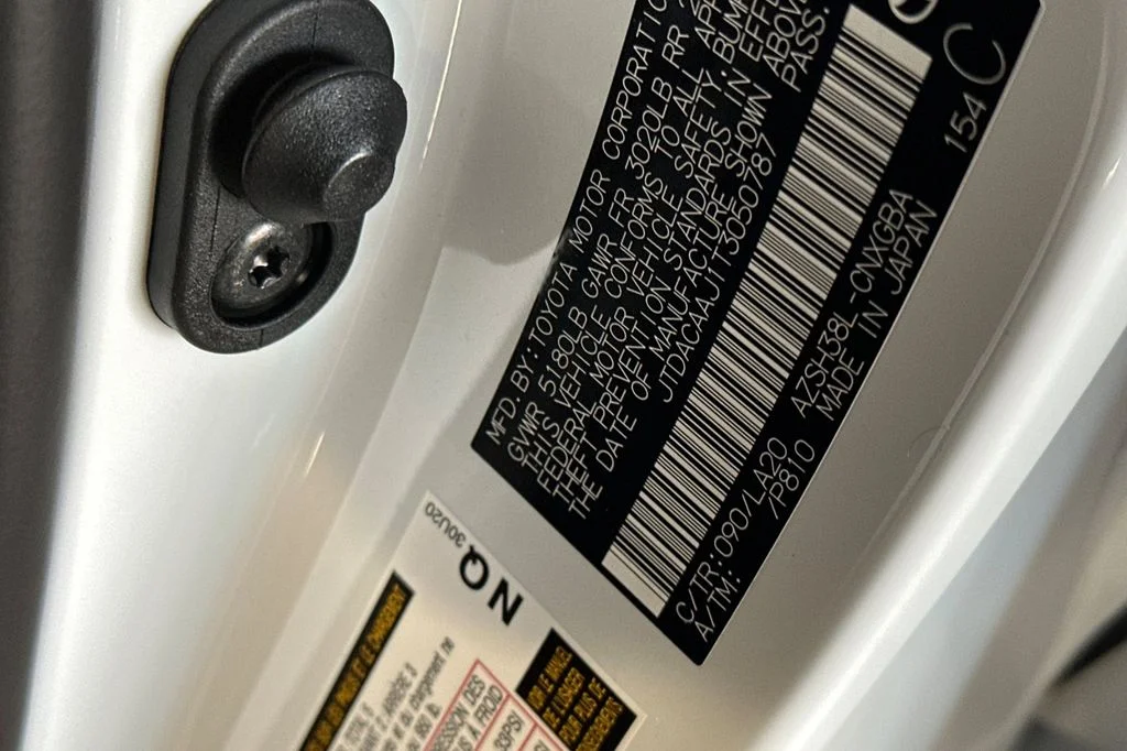 New 2026 Oxygen White <sup>1</sup> Toyota  Limited image 27