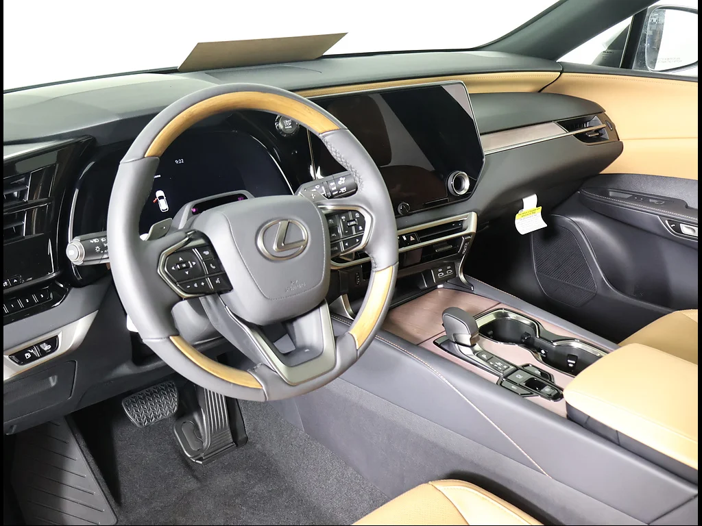 Certified Used 2026 IRIDIUM Lexus Premium image 6