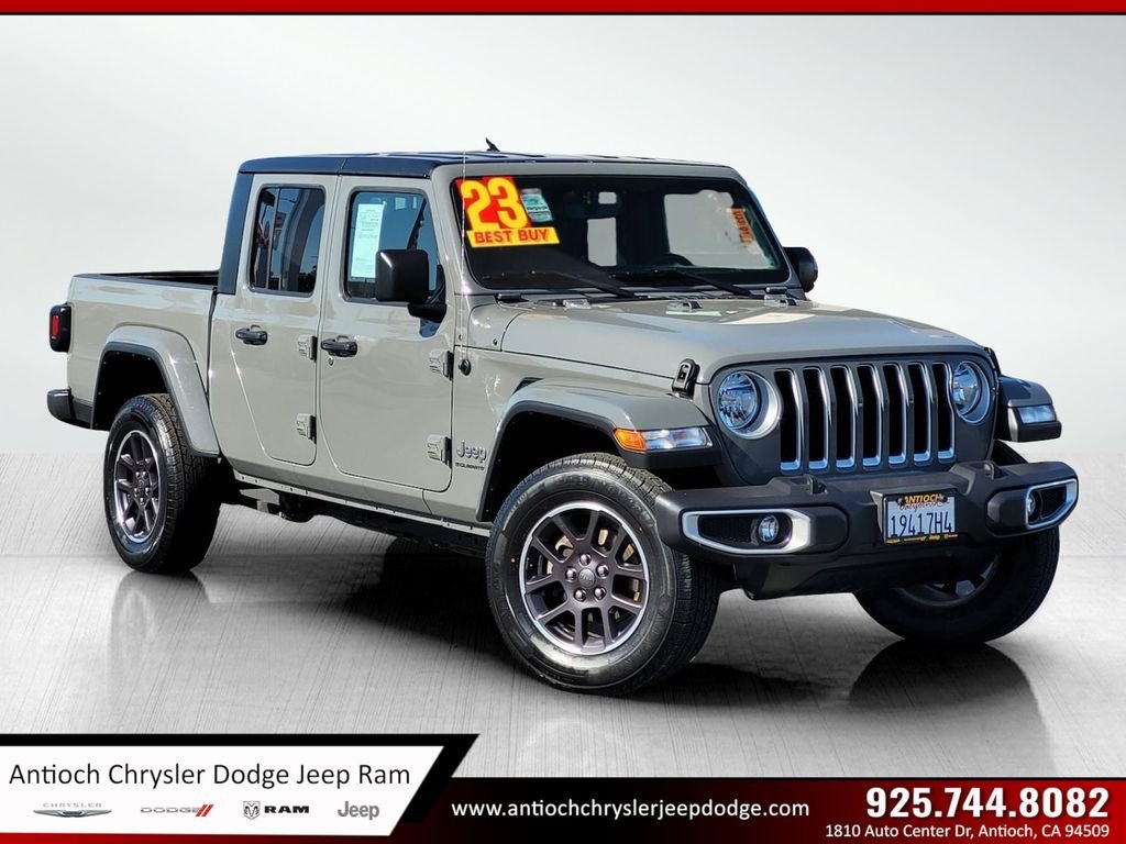 2023 Jeep Gladiator Overland