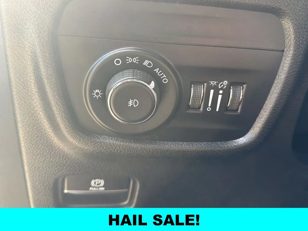 Used 2023 Red Jeep Limited image 18