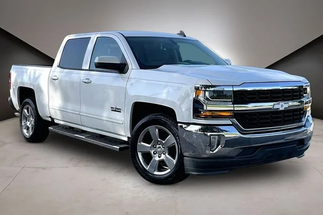 Used 2018 Beige Chevrolet LT image 2