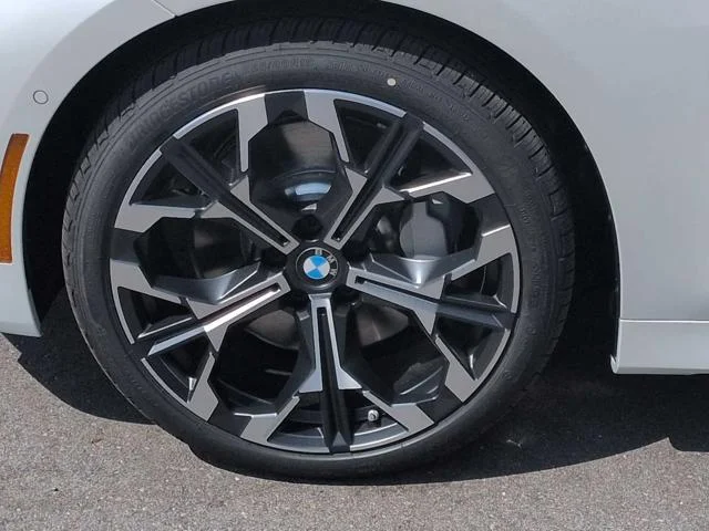 New 2027 Mineral White Metallic BMW 430i xDrive image 13