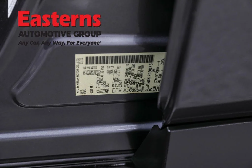 Used 2021 Gray Nissan S image 35